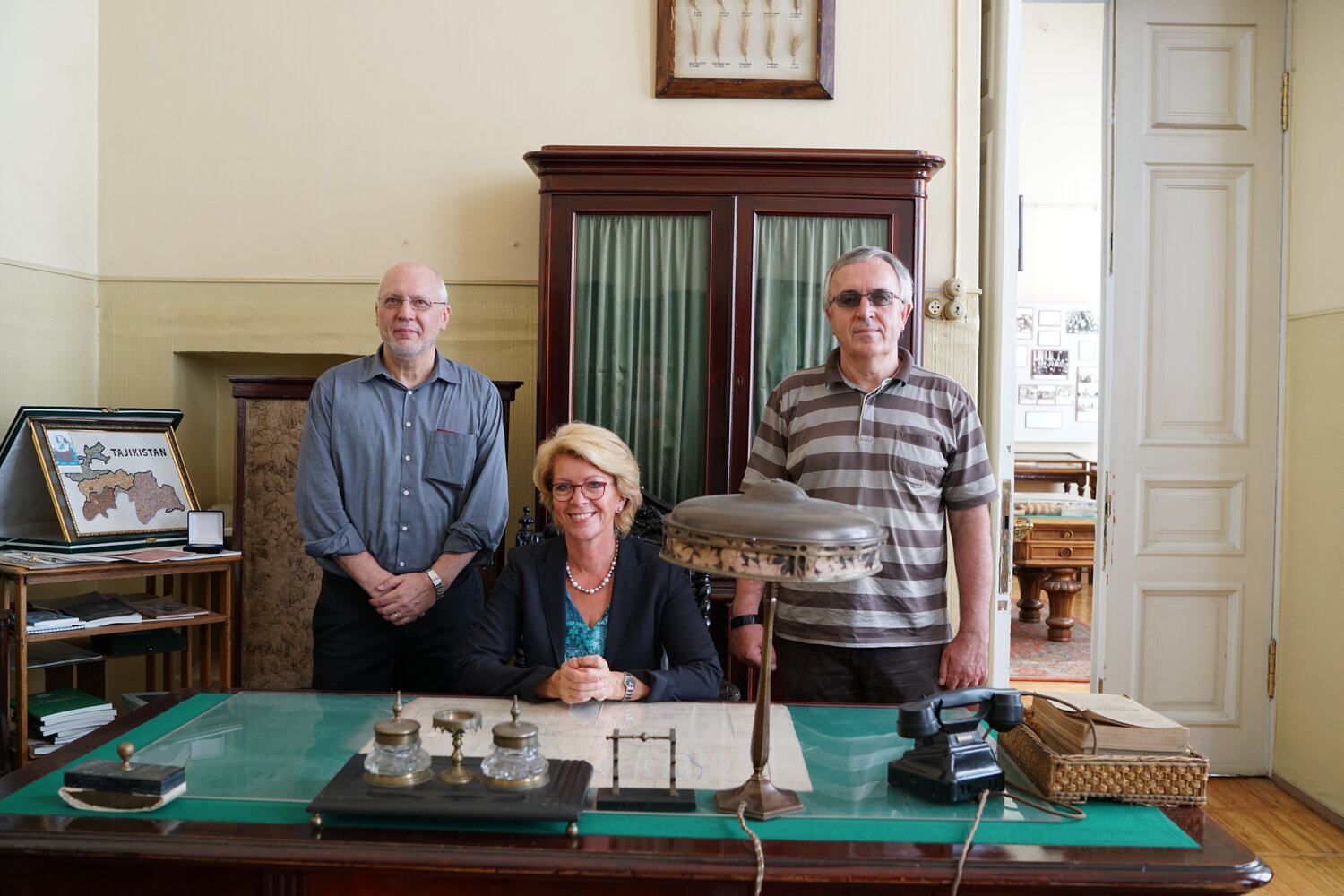 Memorial office of N.I. Vavilov with his own desk.