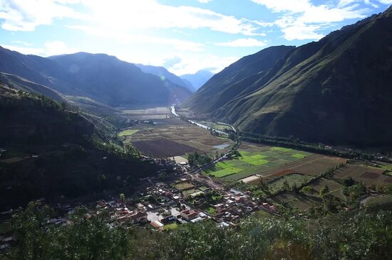 Aerial photo of park in cusco