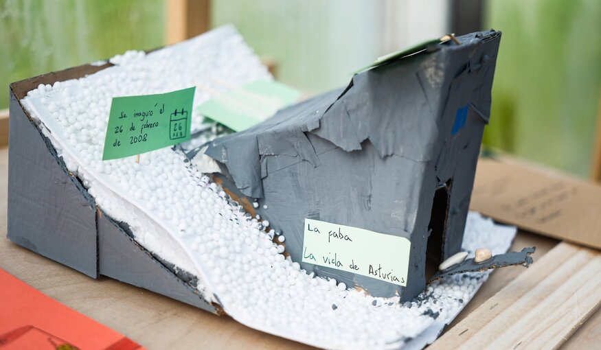 Small hands, big inspiration. Children recreated the Svalbard Global Seed Vault for the Princess of Asturias Awards celebrations – a reminder of its power to spark curiosity and inspire the next generation to care for the crop diversity that feeds us all. Photo: FPA/Yeray Menéndez