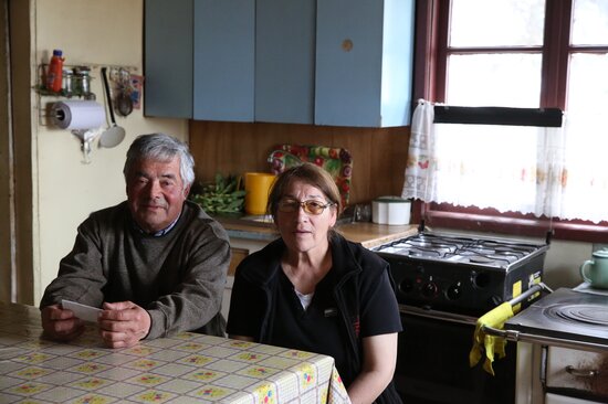 On our third day in Magallanes, we crossed the Strait by ferry. In Tierra del Fuego INIA’s Jorge Ivelic introduced us to Mario Vera and his wife, who have been raising sheep for 60 years. We talked alfalfa, and the impacts and challenges of a changing climate on their livelihood. Photo: LS Salazar/Crop Trust