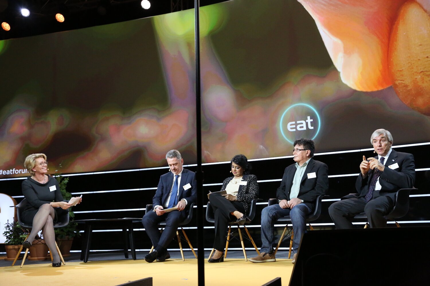 Marie Haga, Crop Trust Executive Director, moderates panel on 'Biodiversity for Resilient Food Systems.’ Panelists include: H.E. Ameenah Gurib-Fakim, President of Mauritius; Nicolas Moreau, Head of Deutsche Asset Management; Ruben Echeverría, Director General of the International Center for Tropical Agriculture and Alejandro Argumedo, Program Director of ANDES. 