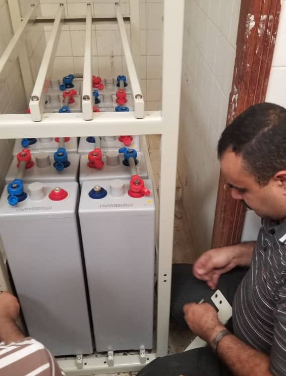 Yemen National Genebank installing supplies.