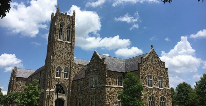 Rhodes College Barret Library building.