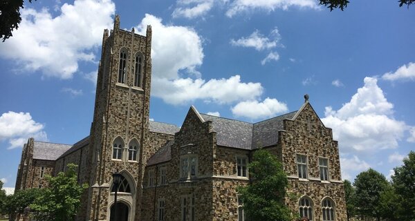 Rhodes College Barret Library building.