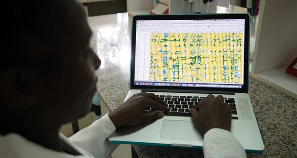 ICRISAT’s Damaris Odeny. Photo: Michael Major/Crop Trust