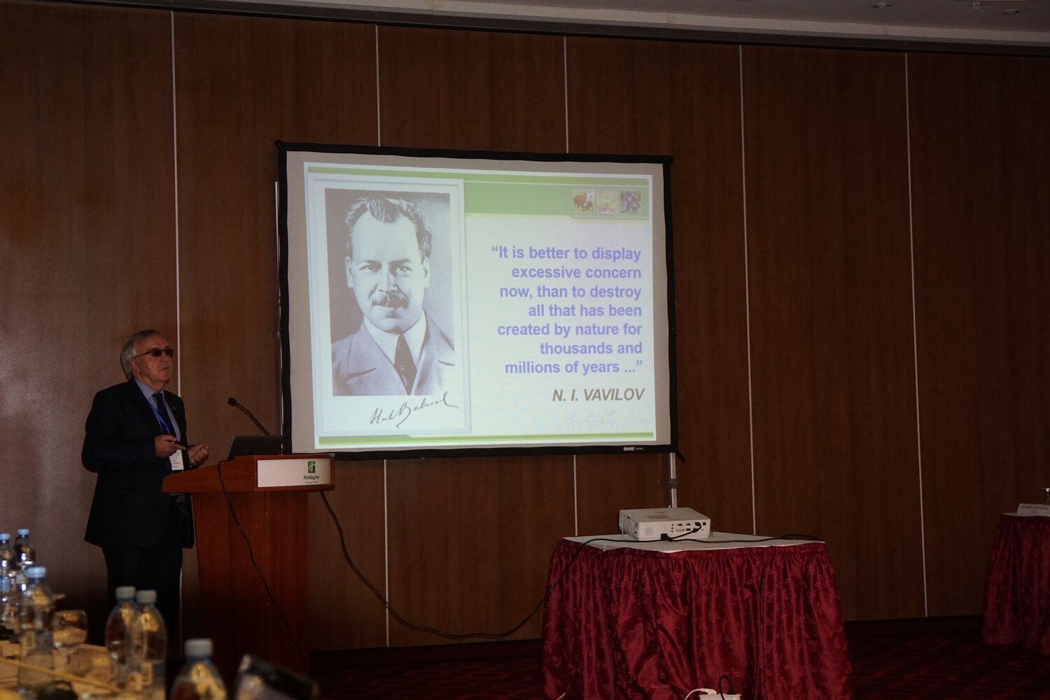 Nikolay giving a talk at 17th Management Board Meeting of the CGIAR Regional Program for Central Asia and South Caucasus, Moscow (2016) .