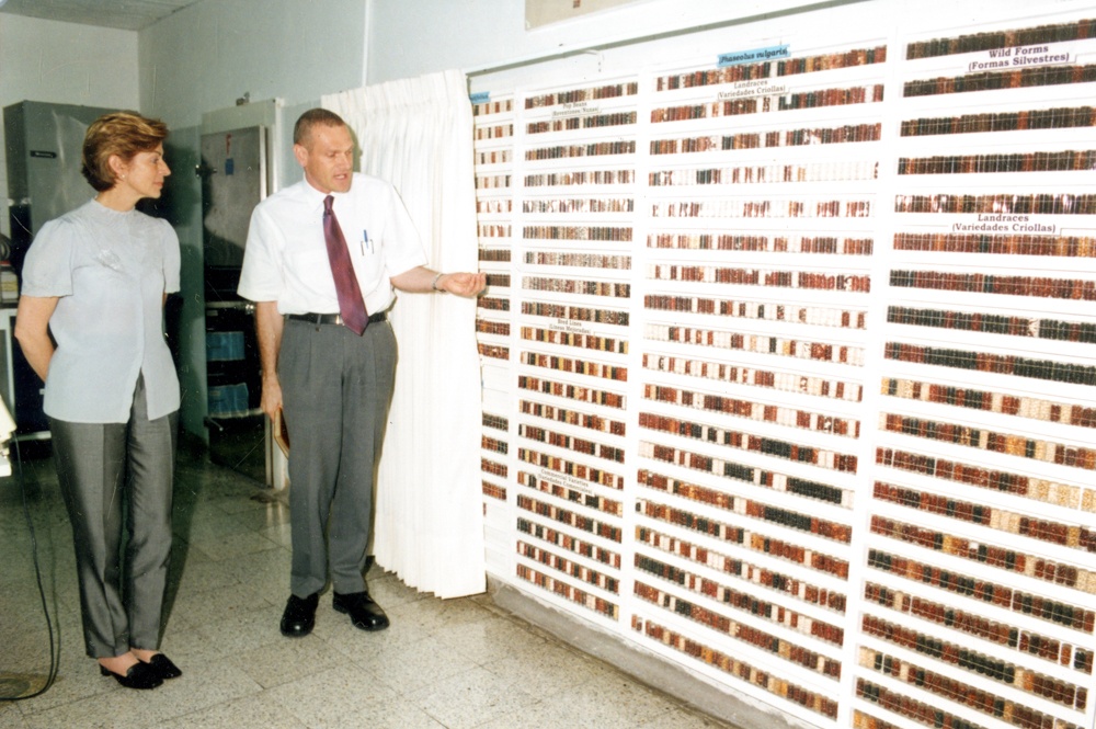 Dr. Debouck giving a tour of the CIAT Genebank.