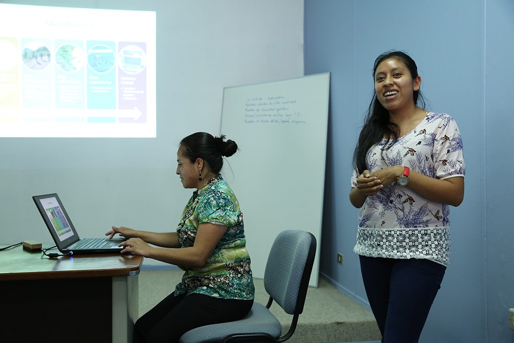 On the first day each participant gave a short description of their organisation and their expectations for the course. Here scientists from ICTA Guatemala describe their work.